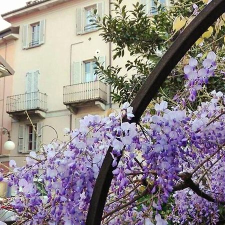 Casa Vacanze Stella Verbania Exteriör bild